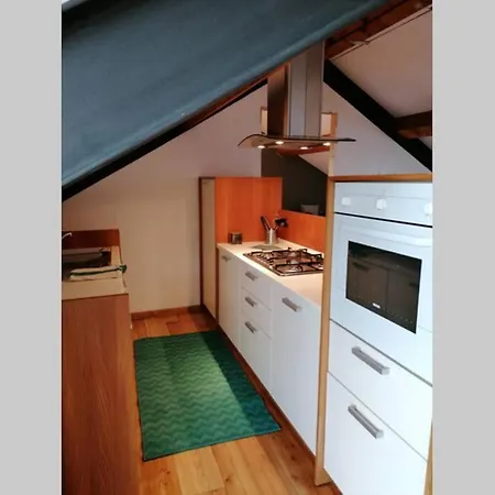 Apartman 01 Attic Mansarda Secondo Piano No Ascensore No
