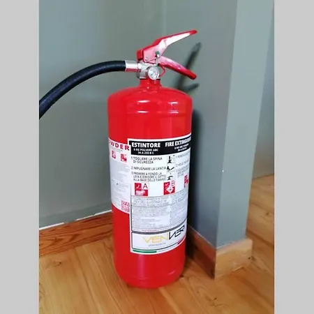 01 Attic Mansarda Secondo Piano No Ascensore No * Arona