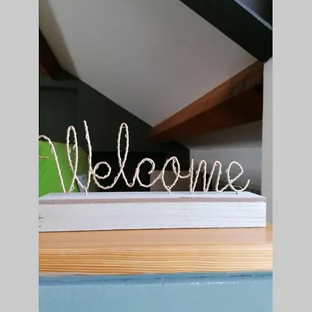 01 Attic Mansarda Secondo Piano No Ascensore No * Arona