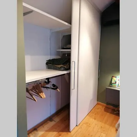 Apartman 01 Attic Mansarda Secondo Piano No Ascensore No