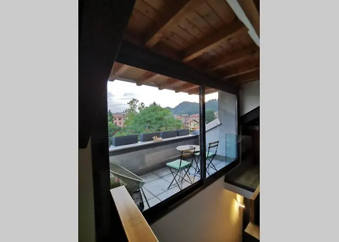 Lejlighed 01 Attic Mansarda Secondo Piano No Ascensore No Arona