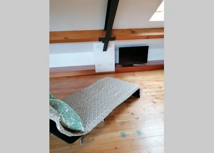 Апартаменты 01 Attic Mansarda Secondo Piano No Ascensore No