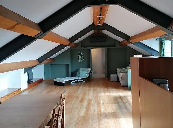 01 Attic Mansarda Secondo Piano No Ascensore No Апартаменты Арона